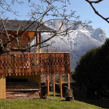 Le P'tit De La Fressine Chalet *
